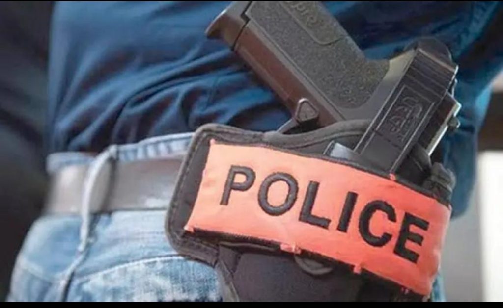 لحظات رعب في أيت ملول… تدخل أمني حاسم ينقذ طفلاً من قبضة شاب هائج